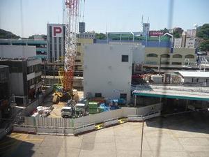 駅の建設工事写真・平成23年8月12日現在