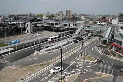 通路南側の全景