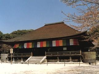 滝山寺三門