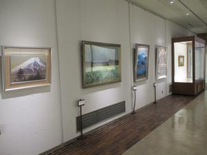 常設展示コーナー　上原欽二作品ほか