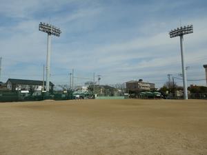 日名公園運動場