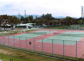 南公園庭球場風景