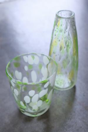 初春を楽しむ器