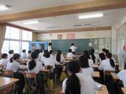 写真：中学生向けキャリア教育支援事業「地元で働くって？」＠竜南中学校（令和7年度）2