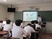 写真：地元企業説明会＠岡崎城西高校（令和7年度）2