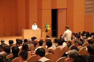 写真：質疑応答の様子