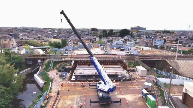 写真：西から東