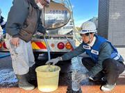 写真：給水活動の様子3