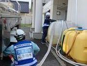 写真：給水活動の様子2