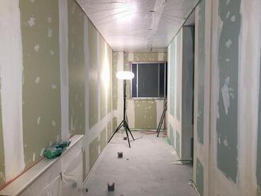 写真：内装施工の様子