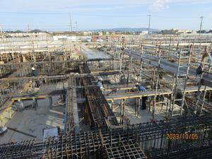 写真：躯体工事中の給食センター（令和5年10月）2