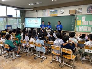 写真：矢作東小学校での熱中症対策講座の様子1