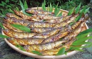 写真：鮎の煮浸し