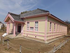 写真：旧愛知県第二尋常中学校講堂2