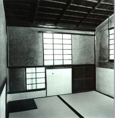 写真：淇菉庵内部にじり口付近