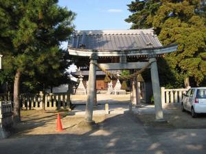 写真：犬頭神社石鳥居