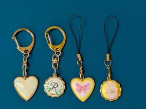 写真：制作見本　ハート丸キーホルダーなど