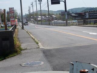 写真：ほたる橋南交差点左折後