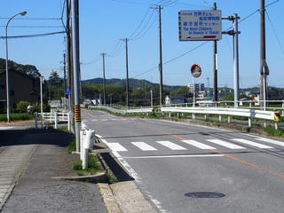 写真：左折です