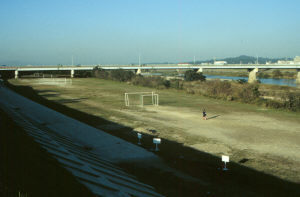 写真：日名橋河川緑地運動場