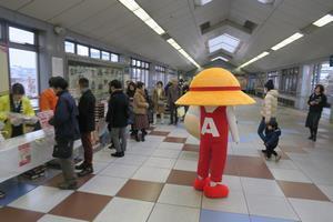 写真：平成30年2月2月15日 イチゴ即売会2