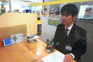 写真：今井さんの業務姿