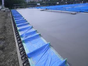 写真：コンクリート打設状況2次打設2