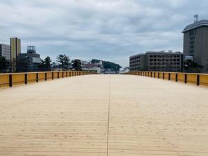 写真：養生シート撤去2月25日の状況2