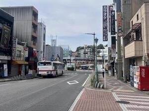 写真：東岡崎駅の解体風景1