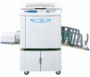 写真：白黒印刷機