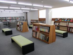 写真：岡崎アートビレッジ（ライブラリー）