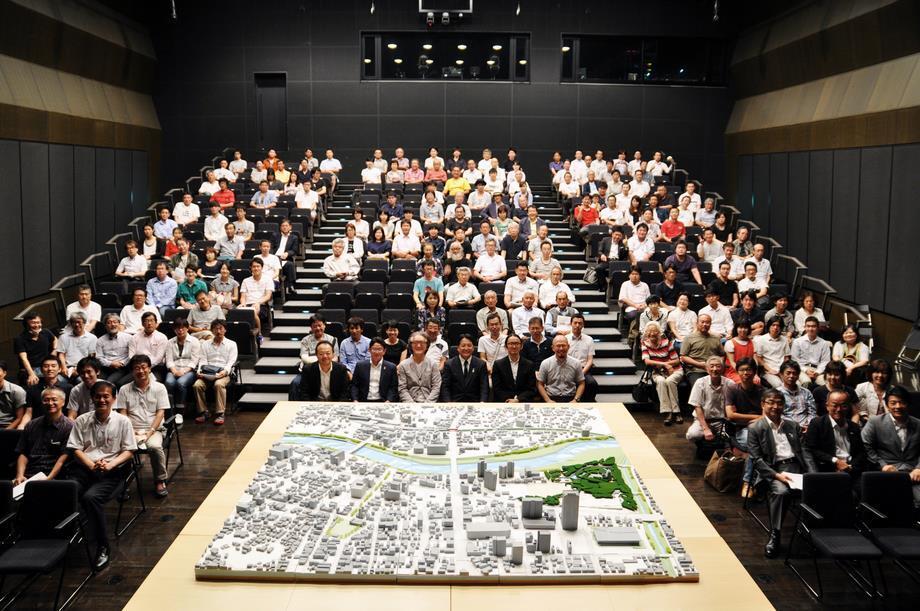 写真：乙川リバーフロント地区まちづくりデザイン　キックオフフォーラム　新しい岡崎の風格をつくる