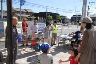 写真：司会の林さん