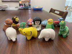 写真：おえかき人形