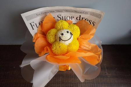 写真：ニコちゃんフラワーバッグ