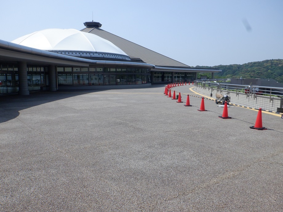 写真：体育館通路