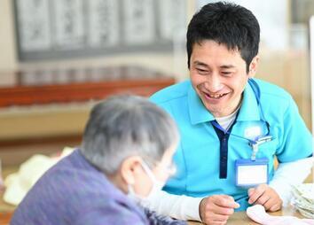 写真：社会福祉法人岡崎市福祉事業団　働くようす2