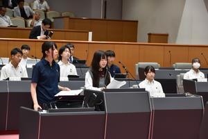 写真：学校紹介の様子