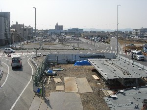 写真：自由通路南側