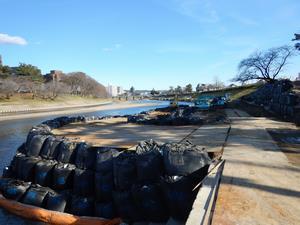 写真：土のう設置状況