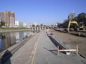 写真：縁石整備