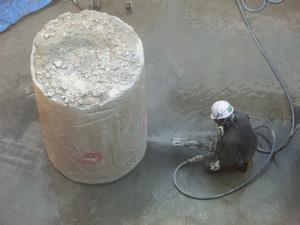 写真：P1橋脚杭頭処理1