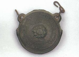 写真：鰐口（高薄八幡宮）