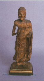 写真：木造出山釈迦立像