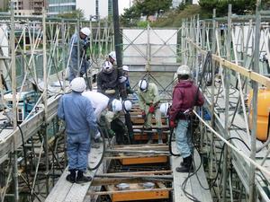 写真：P1橋脚の柱コンクリート打設（2ロット目）2