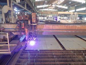 写真：腹板製作