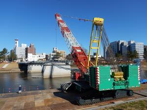 写真：鋼桁架設状況（P1-P2）（12月13日）2