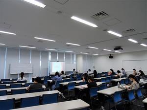 写真：自営型テレワーク就労支援事業のようす