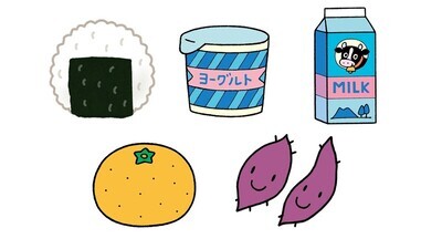 おやつ（おにぎり、いも、ヨーグルト、果物、牛乳）のイラスト