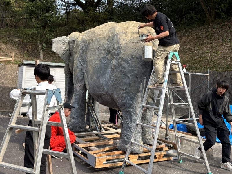 仕上げの様子の写真1